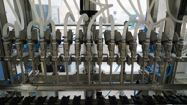 μηχανήματα πλήρωσης gravity.jpg