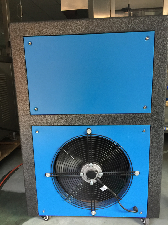 auxilliary equipment for filling sealing machines ψύκτη για πλήρωση σωλήνων σφράγιση machineryu.jpg