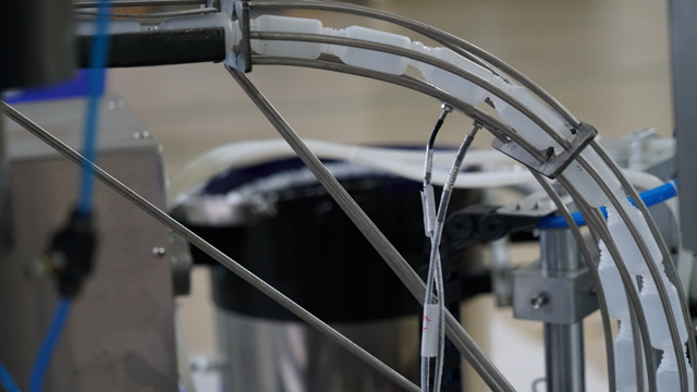 τροφοδότη μπουκαλιών.jpg