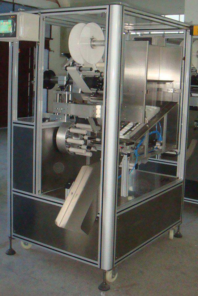 tubes labeling machinery εξοπλισμός επισήμανσης σωλήνων.jpg