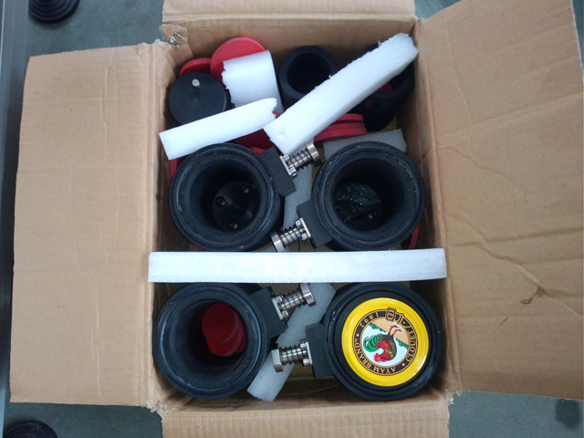 κεφαλές κάλυψης για διαφορετικά καλούπια φιαλών.jpg