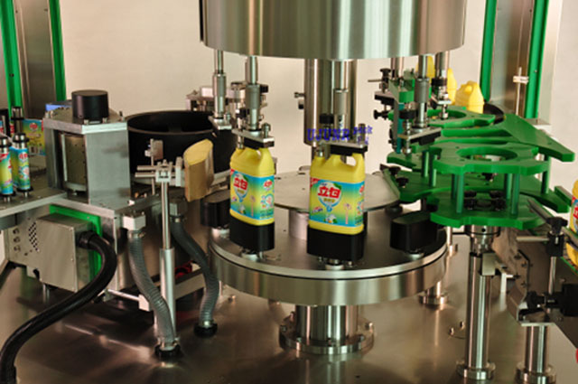 hot melt labeleller.jpg