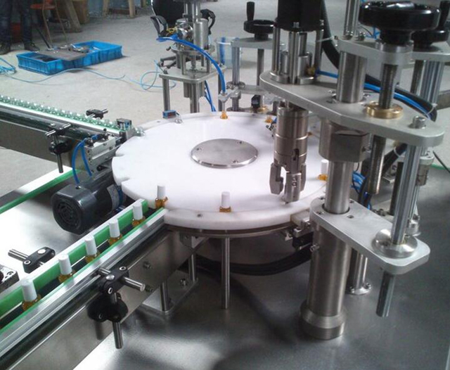 κάλυμμα ακροφυσίου πλήρωσης.jpg