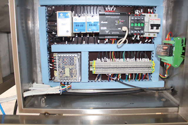 εσωτερικά μπουκάλια unscrambler.jpg