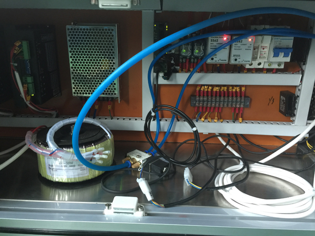 ηλεκτρικό εξάρτημα για μηχανήματα ετικετών.jpg