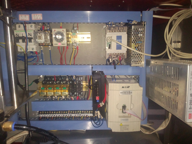 relays for filling sealing machines ΕΣΩΤΕΡΙΚΑ μηχανήματα πλήρωσης σωλήνων αλουμινίου.jpg