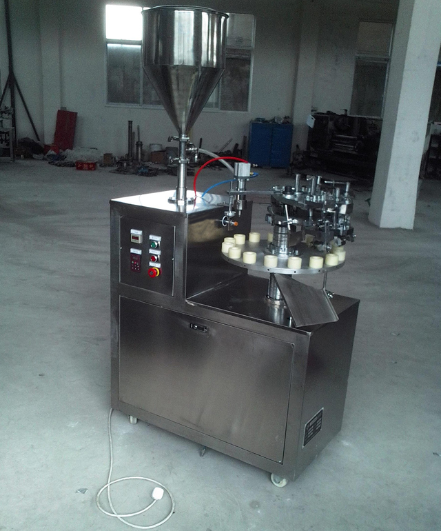 semi automatic filler sealer equipment μηχανές σφράγισης πλήρωσης σωλήνων αλουμινίου.jpg
