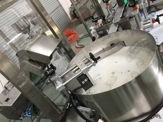 μπουκάλια unscrambler lifting system.jpg