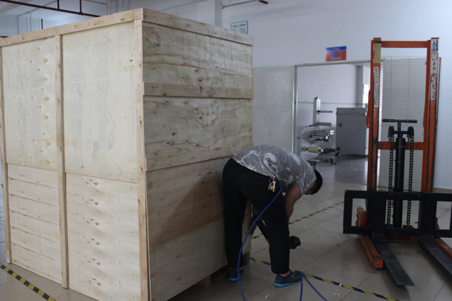 ξύλινη συσκευασία για οριζόντια σήμανση (2).JPG