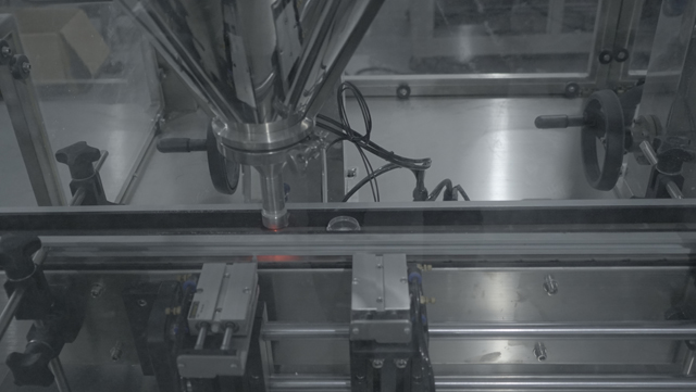 κοχλία πλήρωσης πούδρας.JPG