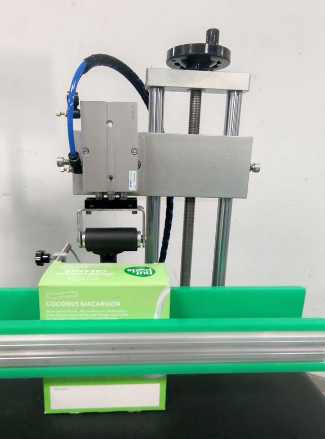 λεπτομέρειες του αυτοκόλλητου labeleller.jpg