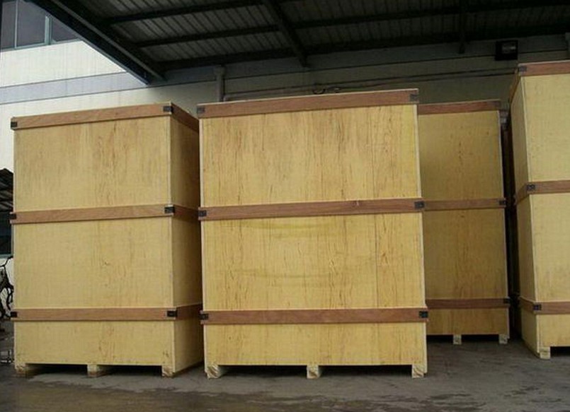 plywooden case packing for filling sealing ξύλινη συσκευασία θήκης για πλήρωση σωλήνων σφράγιση.jpg