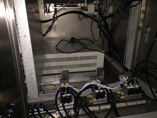 tubes filling sealing machine ηλεκτρικά κουτιά για πλήρωση σωλήνων στεγανοποιητικού εξοπλισμού.jpg