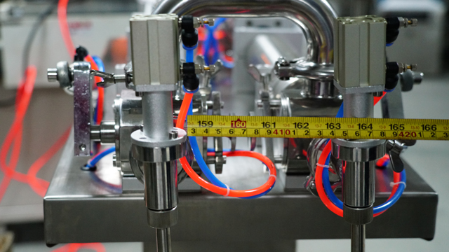 stainless steel connection part for whole filling machines μηχανή πλήρωσης με SS Steel.jpg