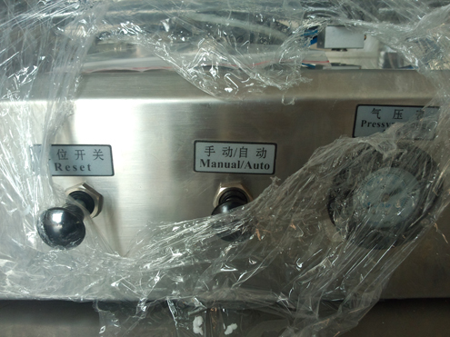 liquid filler semi automatic Μπουκάλια 8 oz για τζελ μαλλιών.jpg