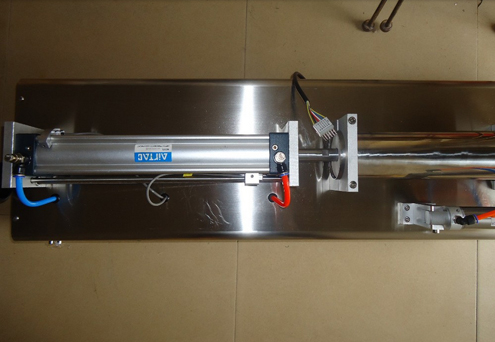 good quality liquid filling machines κύλινδρος για πλήρωση μηχανής.jpg