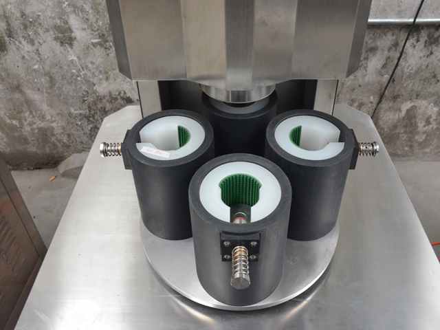 καλούπι για το πώμα βάζας.jpg