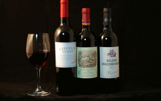 bottles glass for red wine μπουκάλι γυάλινο κρασί.jpg