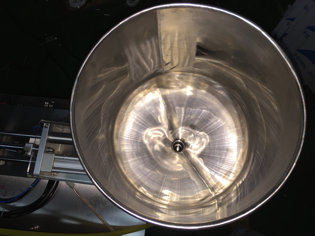 filling hopper for filling sealing χοάνη πλήρωσης για σφραγιστικό υπερήχων filler.jpg