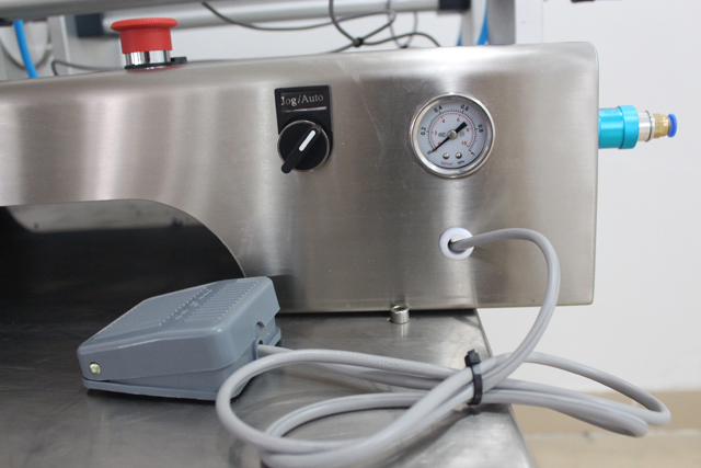 πνευματικό εξάρτημα εμβόλου για μηχανή πλήρωσης.jpg