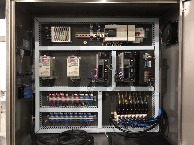 ηλεκτρική πλακέτα.JPG